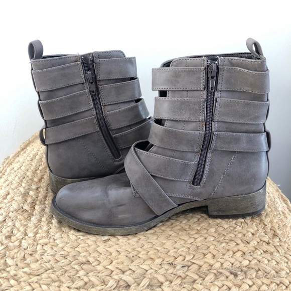 MIA brand buckled ankle boots - Picture 4 of 10